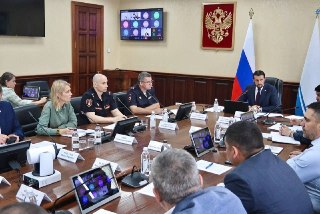 Топливный кризис в Алтае: власти вводят ограничения и ищут решения