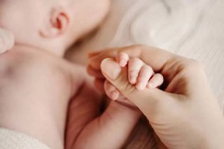 В Республике Алтай родители получили пособия на детей до 1,5 лет